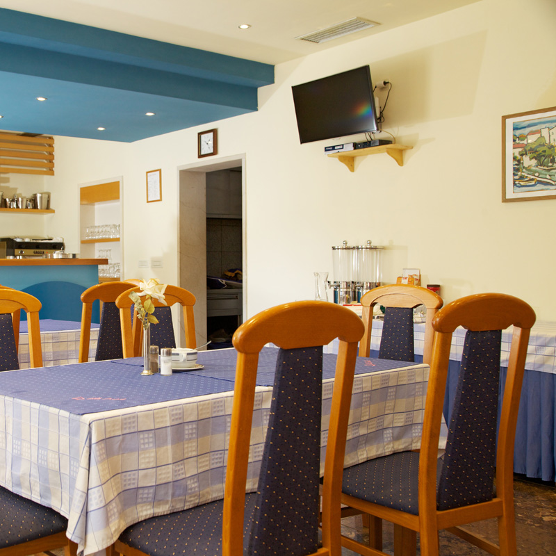 Restaurant terrace